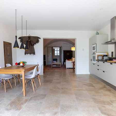 Les Canisses, Magnifique Appartement Avec Terrasse Au Coeur D'Uzès Exterior foto